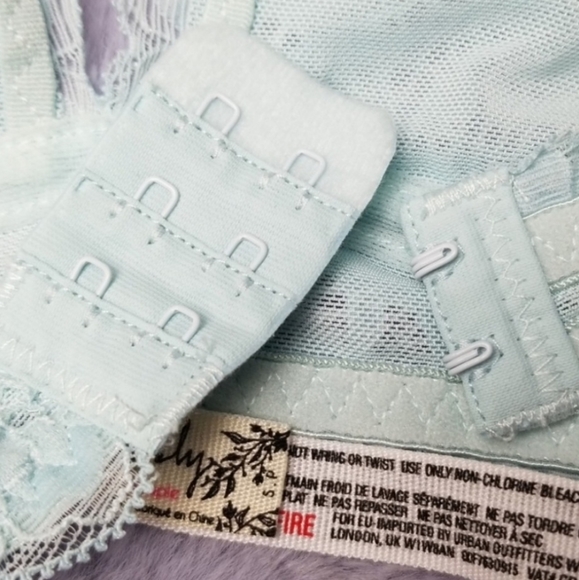 Free People Galloon Lace Halter Bralette Sky Blue - Picture 7 of 8